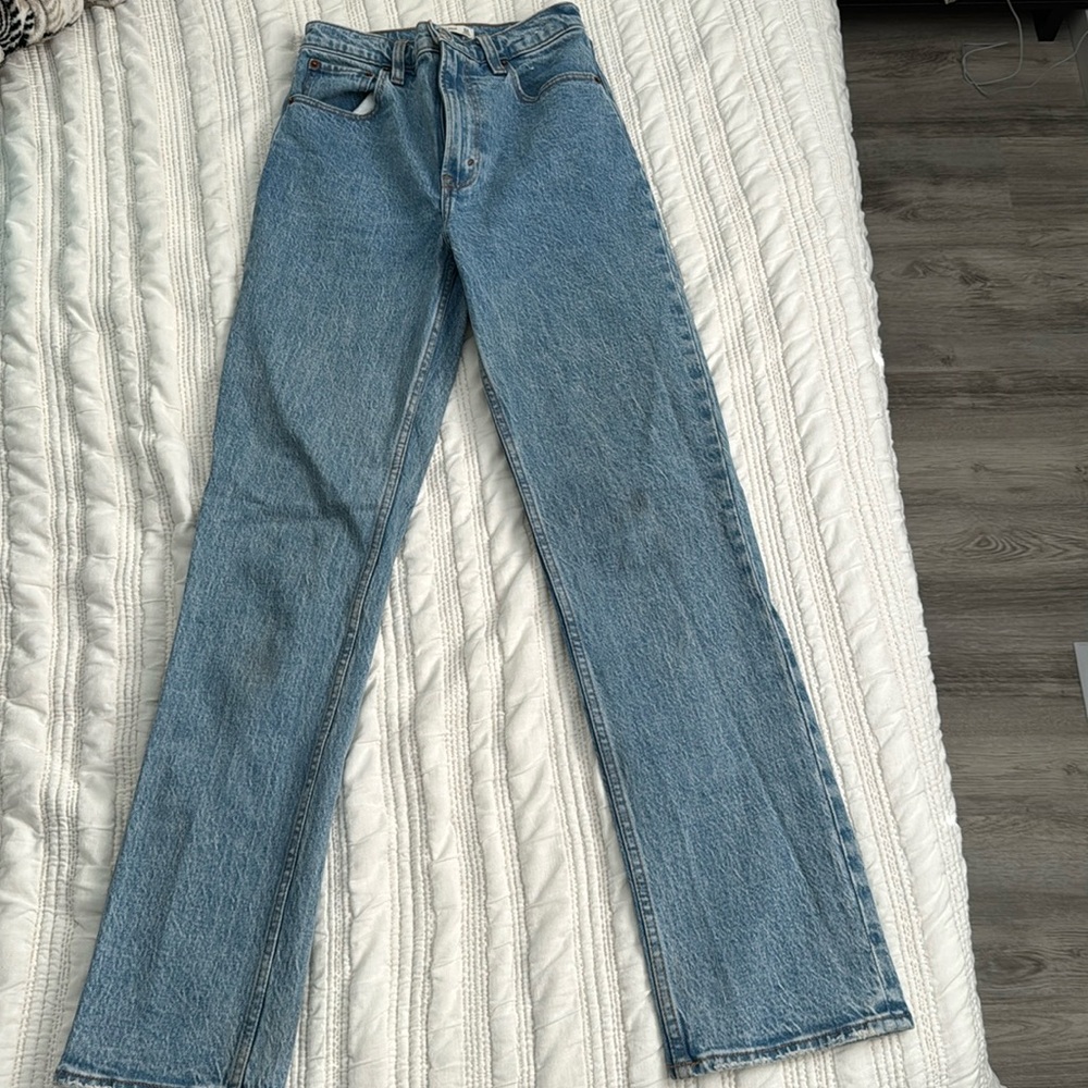 Abercrombie & fitch 90’s straight ultra high rise jeans